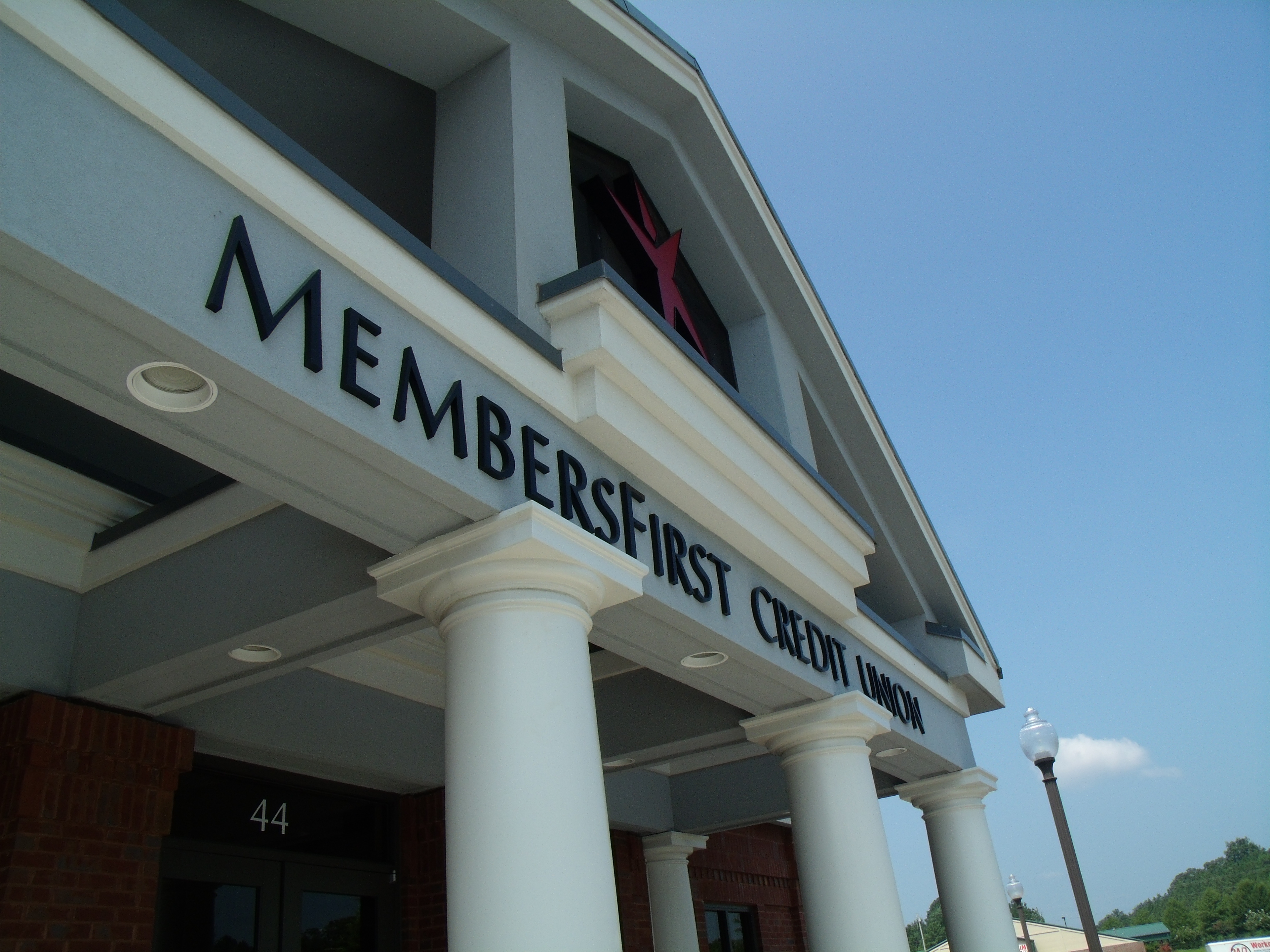 3-Dimensional Letter Business Building Sign