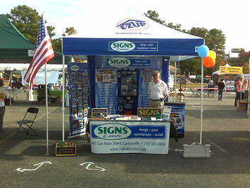 Pop Up Trade Show Display with Logo Tent