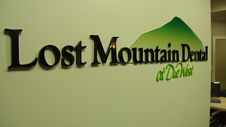 Lobby Sign Printed and Dimensional Letters resized 600