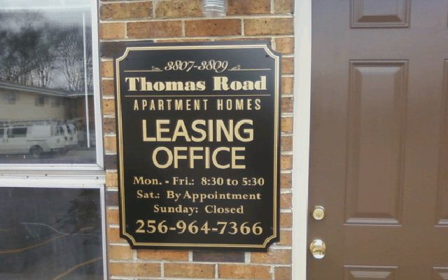 Apartment LeasingOffice Sign