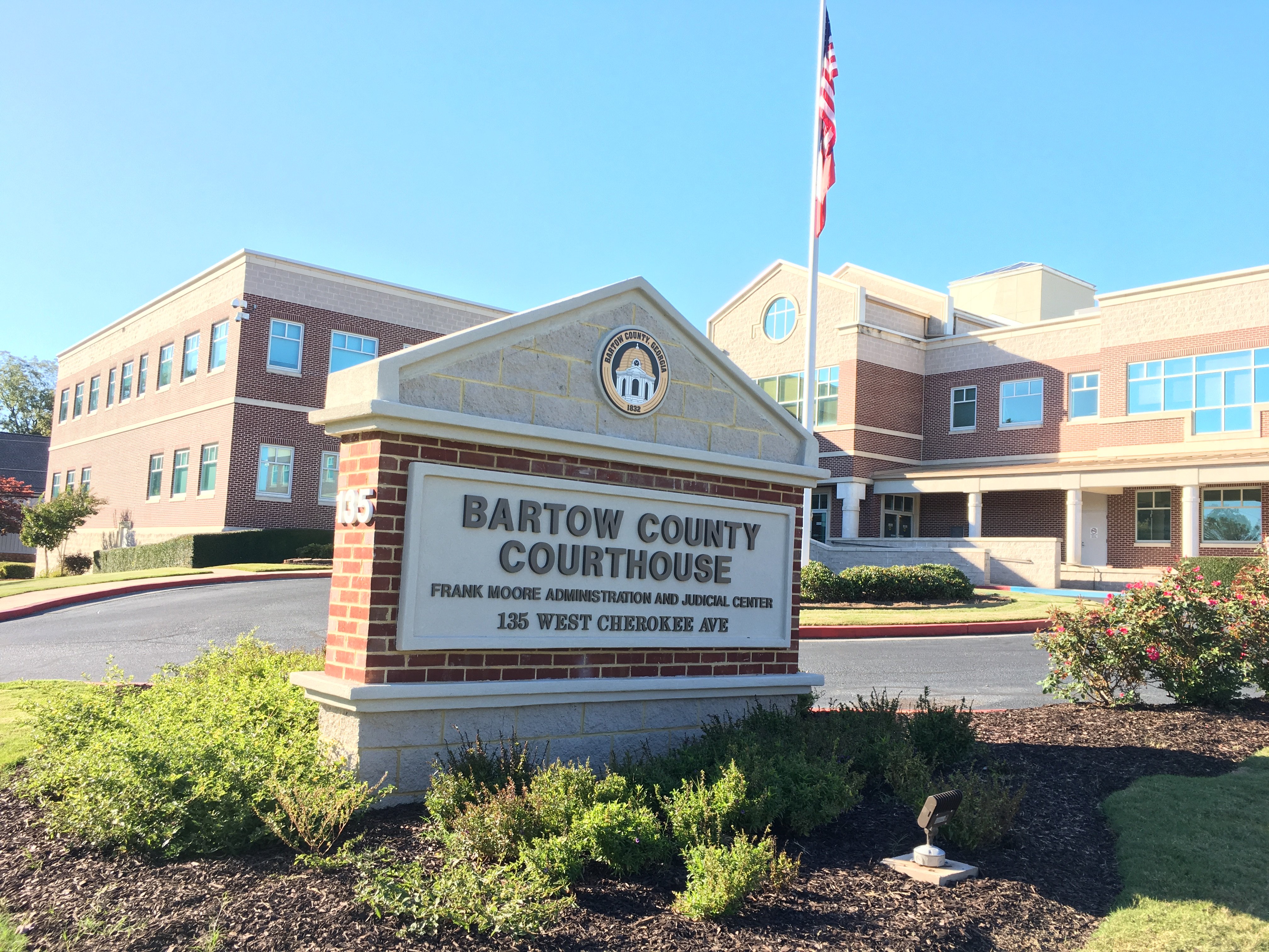 Bartow County - Frank More Courthouse -Monument Sign - Dimensional Letters - Seal with landscaping