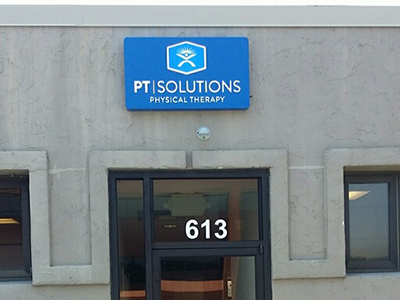 PT Solutions - Decatur - Bldg Sign - Gooseneck Lamps