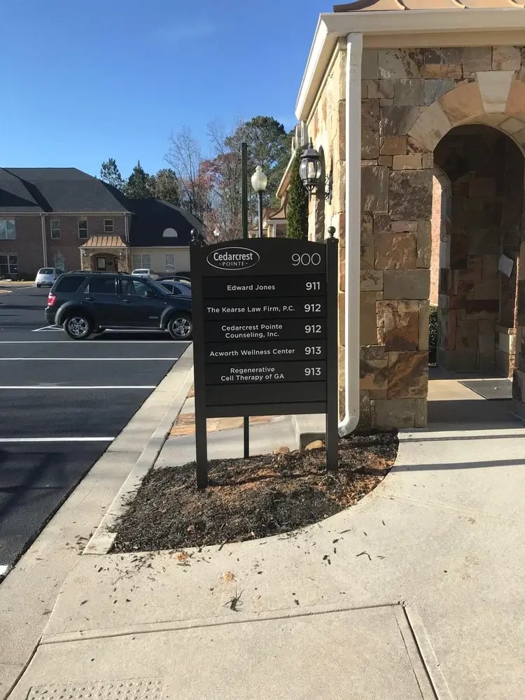Cedarcrest Pointe - Action Comm Mgmt - Aluminum Directory Sign - Office Park Pylon - 900 Bldg