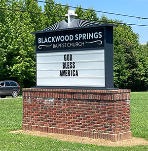 masonry-monumentsign-with-readerboard