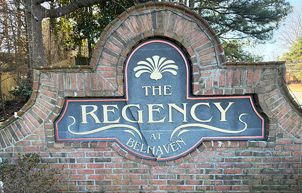 broken and faded neighborhood monument sign in atlanta ga