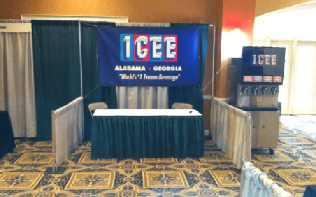 simple-banner-backdrop-with-customers-equipment